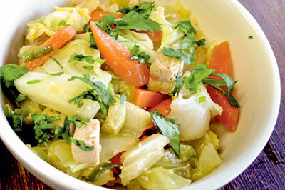 Vietnamese-style Cabbage Stir-Fry